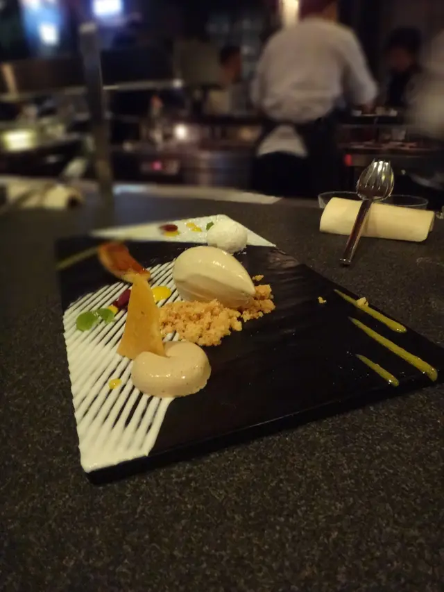 Banana, Chamomile, Coffee, Peach