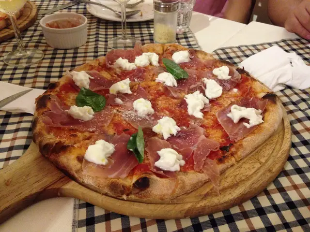 Buffalo + Mozzarella + Parma Ham