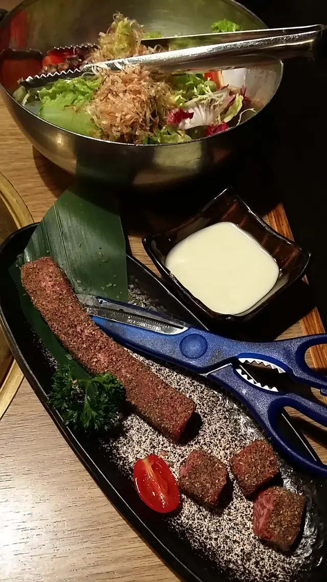 上等五色胡椒牛排肉，多汁美味，推介