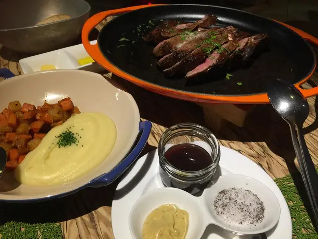 牛扒份量很多,味道很好,但太多吃不完...
