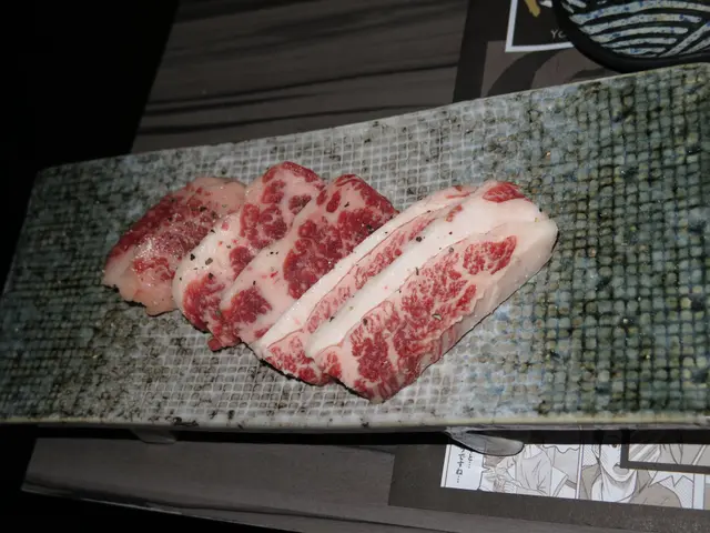 呢碟好睇唔好食，又是咬唔開的