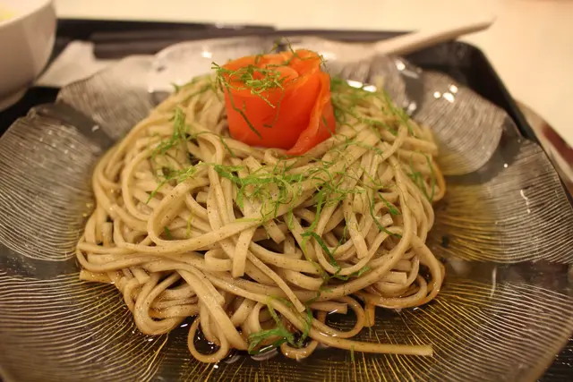 煙三文魚海澡烏冬 $99/套餐