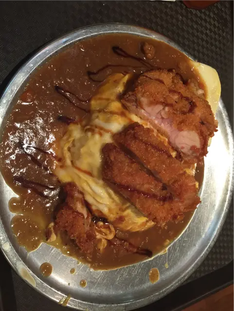 雞粒都炸得好香口 吾會太老 配汁⻝飯好開胃 好飽肚