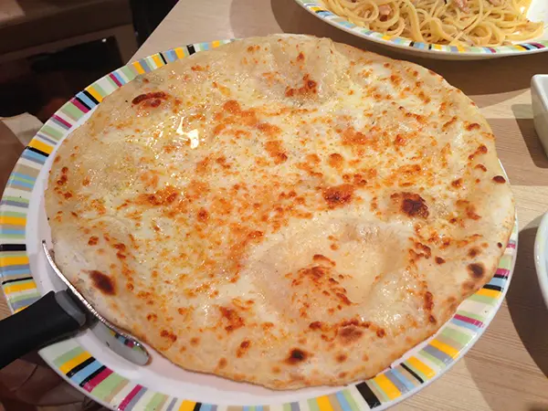 黃金四味芝士比薩(配蜜糖)8''