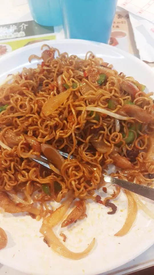 XO醬炒豬頸肉公仔麵