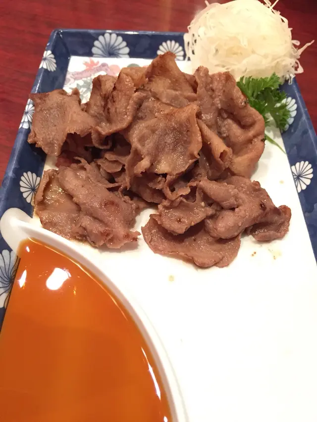 鐵板牛舌 夠哂薄身 好味