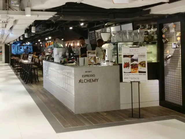 餐廳為開放式，猶幸商場人流不多，還算舒適。