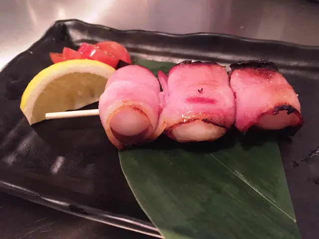 煙肉荔枝卷