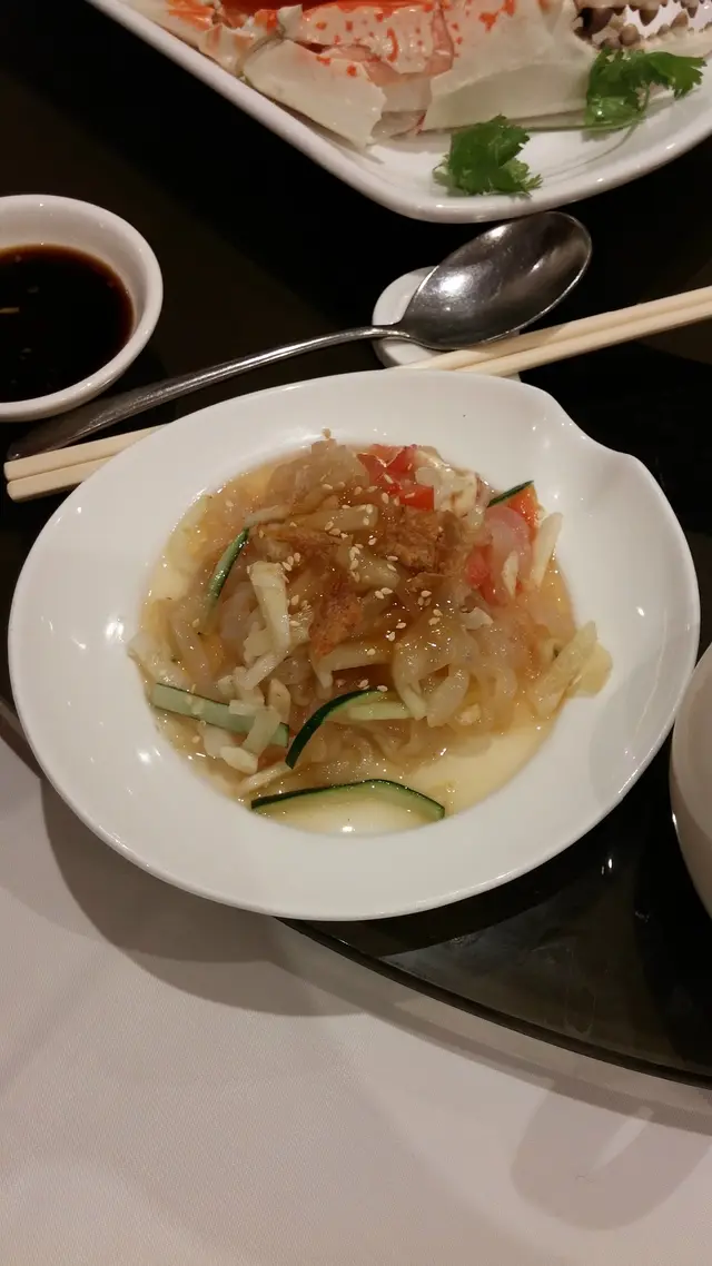 前菜當然要來點酸酸甜甜的東西開下胃