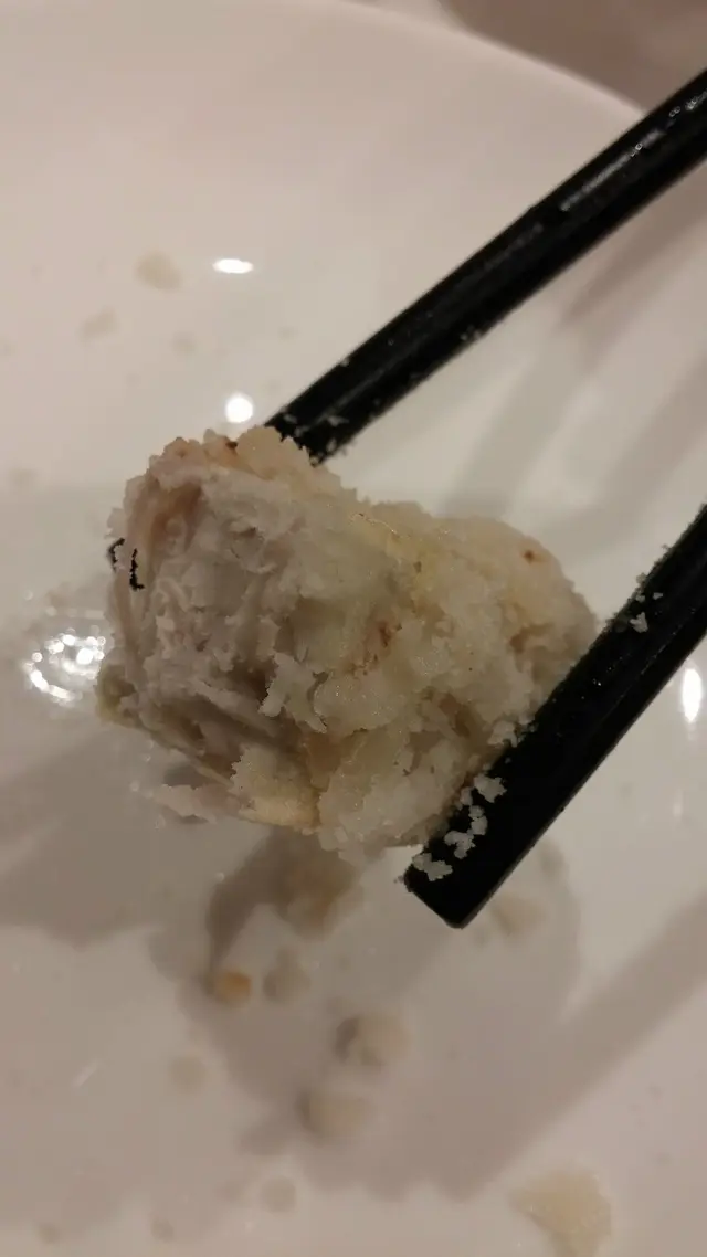 芋頭炸過的香氣充足，本身的獨特味道沒有消去，仍然淡滲