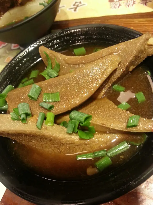 紅燒牛脷