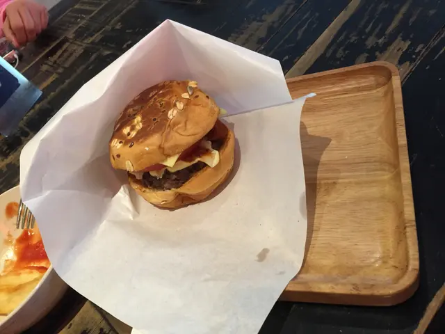 小品芝士牛肉漢堡