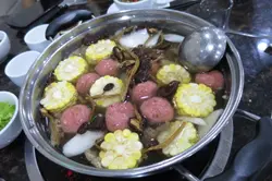 茶樹菇湯底