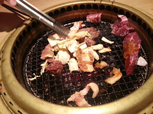 雞雞牛牛炒埋一碟