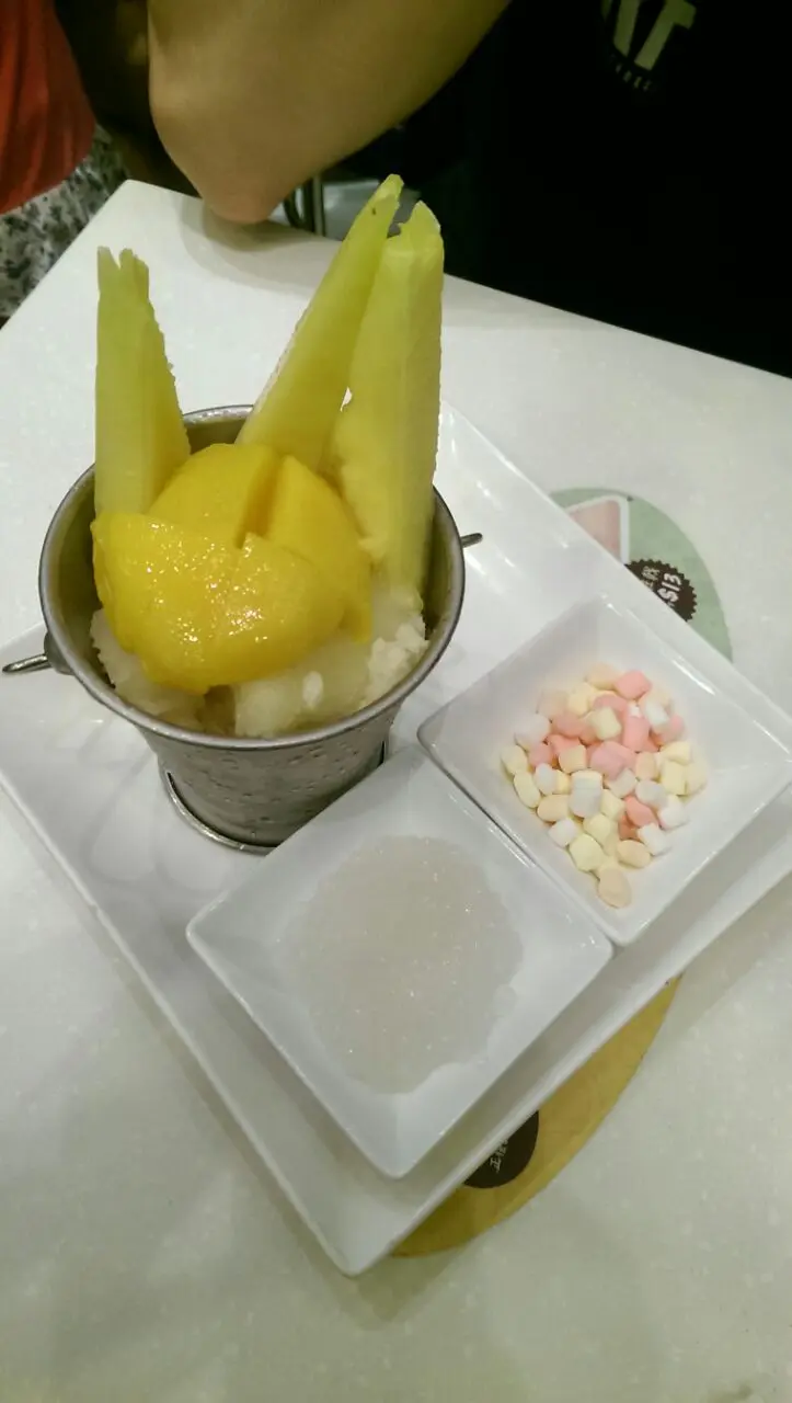 许留山的相片 – 香港上水新都广场的港式甜品