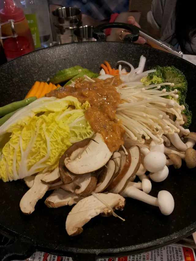 大醬炒野菌什菜鍋