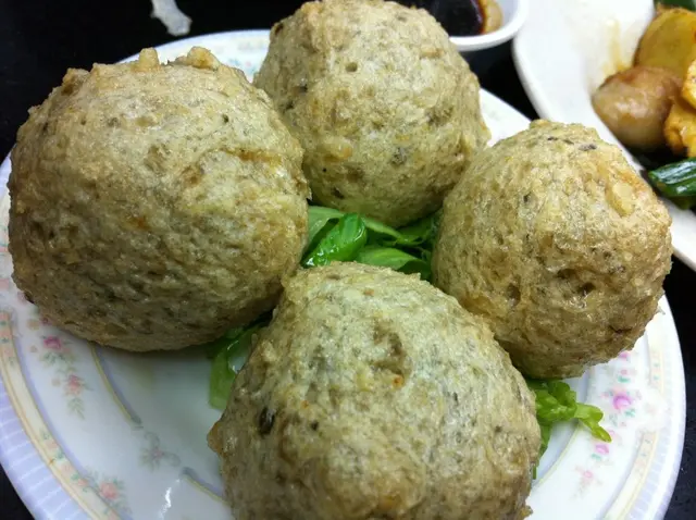 味道不錯，但體積很大，也是建議4人才叫