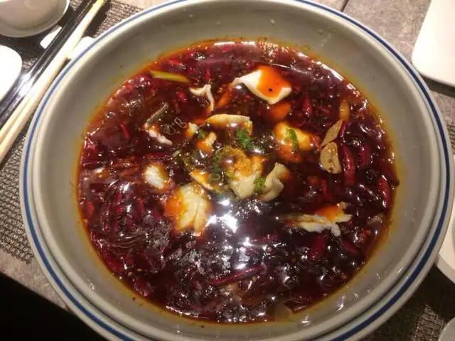 成都水煮桂花魚