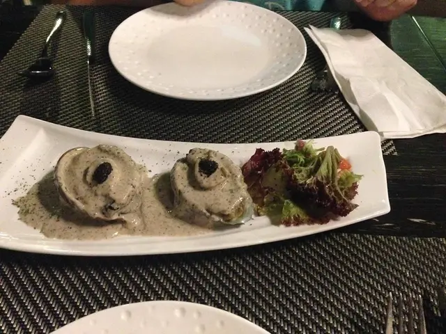 黑松露蘑姑汁鮑魚