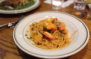 Le Port Parfume - Maine lobster spaghetti, lobster oil