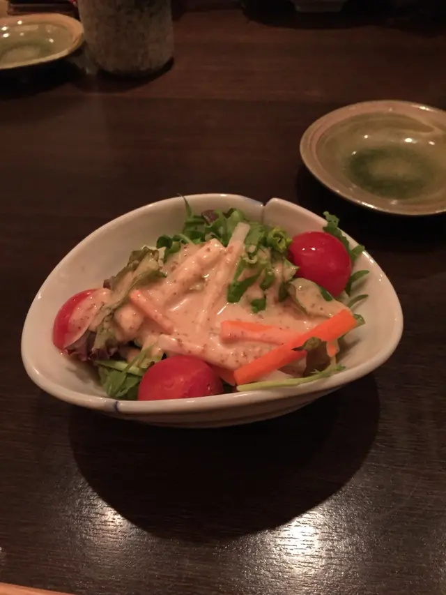 前菜沙律與一般日本餐廳無異。