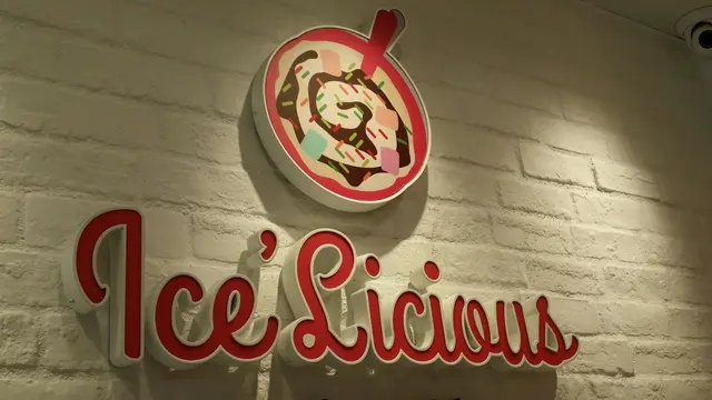 來自日本的甜品店，所以logo都好可愛