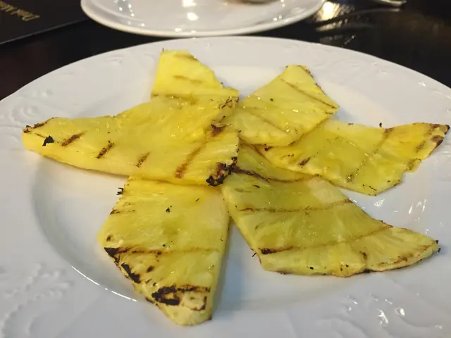 Grilled pineapple