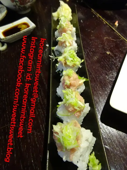蔥碎吞拿魚腩小卷