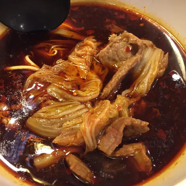 水煮牛肉拉麵