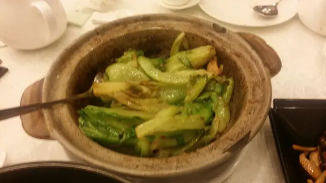 啫啫生菜煲