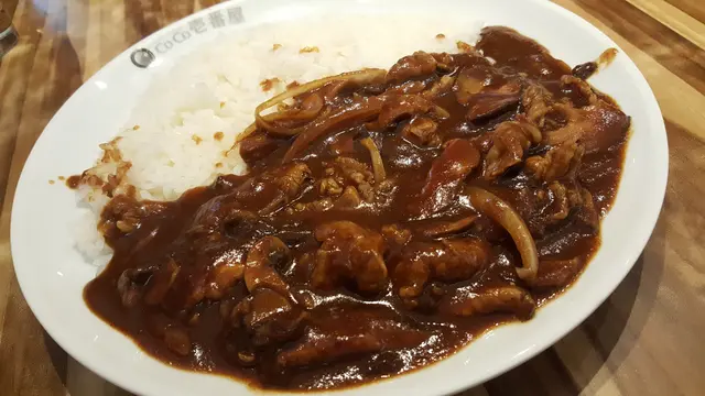 紅酒汁牛肉磨菇飯