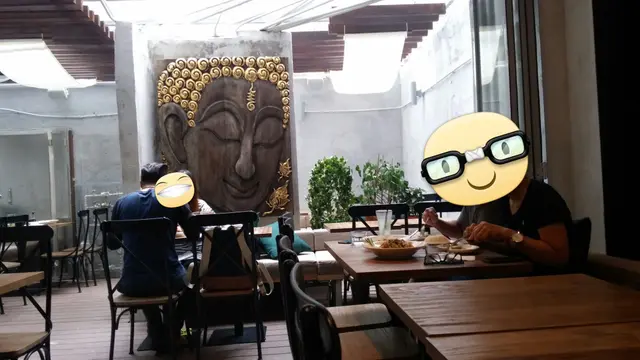 餐廳環境優雅， 不算大， 但給人一種很舒適的感覺， 很喜歡， 但要留意啲牛腩😂,會再去的。