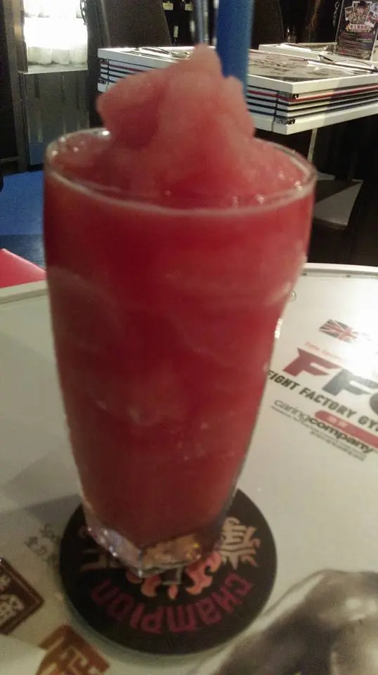 西瓜沙冰$38:味道清甜，夏天來一杯消暑解渴。