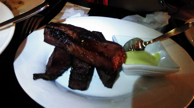 燒牛脷配日本蜜糖芥辣