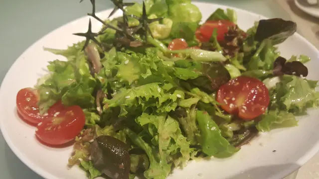 有機沙津菜配芝麻醬