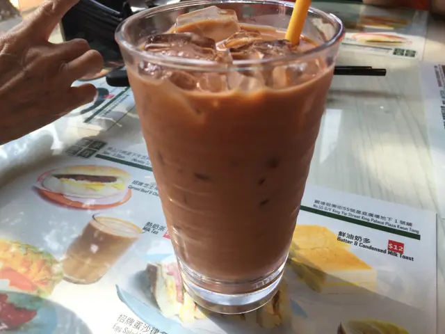 茶奶比例幾好，唔太甜，有茶味，配埋招牌包，perfect match！