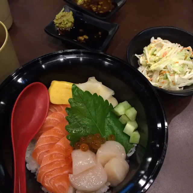 帶子三文魚定食 