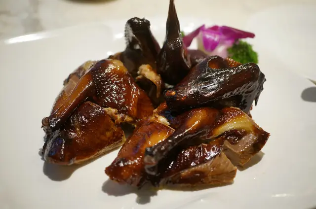 煙燻乳鴿