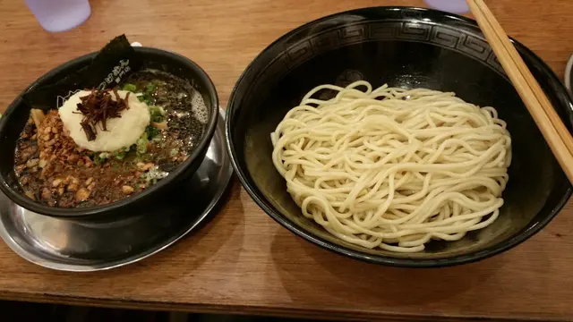 梅肉叉燒中粗沾麵