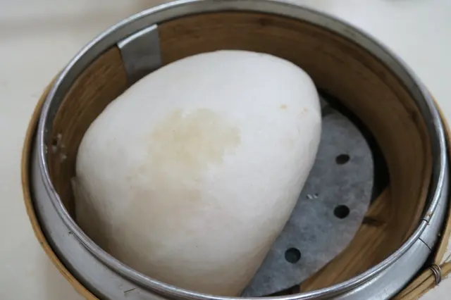 五香荔芋燒腩卷