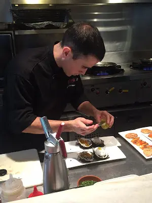 Giant Spanish Oyster Duo Foam