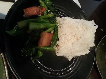 芥蘭咸肉飯