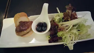 香煎法國鵝肝配焦糖酒醋草莓