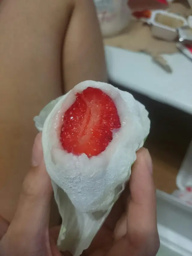 福岡士多啤梨糯米滋