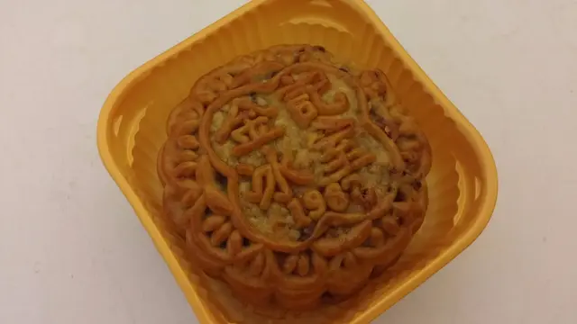 完全堆滿伍仁,填充整個畫面的不是粉漿,拿上手也不太油膩又不易鬆散