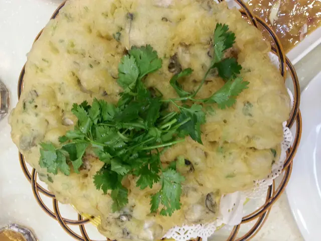 唔，蠔仔size都仲係好好，但個蠔餅有少少厚身，但又唔係好油，所以中規中矩，如果可以改良下個餅身唔好咁厚，就正啦！