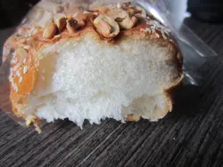 冇料o既腰果蜜饯果子包