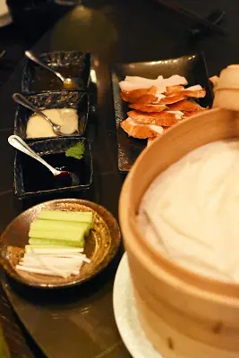 調味料、蔥、青瓜、皮