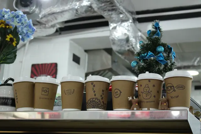 店主自己親手畫的杯