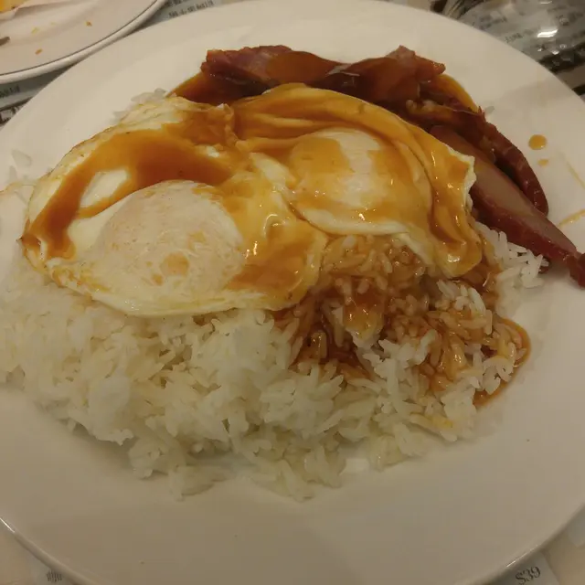 叉燒煎蛋飯